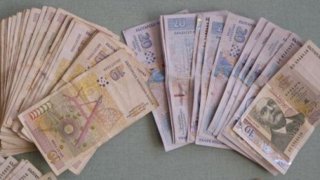 Приходите от осигуровки растат по-бързо от разходите за пенсии