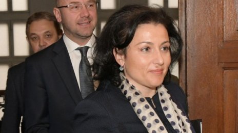 Танева: Кризата с чумата е тежка, огнищата са вече 28