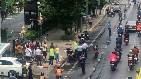 Слаби експлозии в Банкок, двама души са ранени