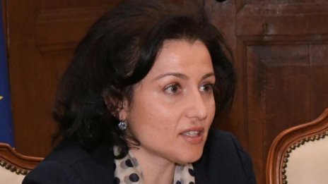 Танева: Нинова печели избиратели в тежкия момент