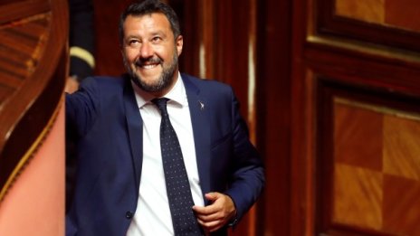 Рим твърдо: Глоба до ?1 млн. за корабите с мигранти