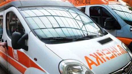 Жена почина в двора на производствена база в Смолян