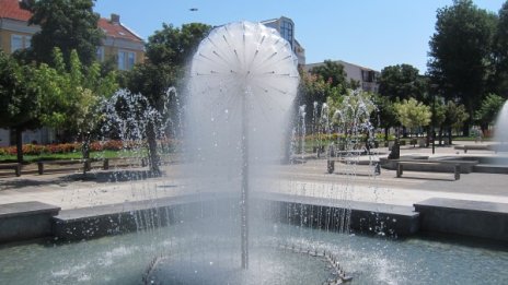 Чака ни летен уикенд, времето - слънчево и горещо