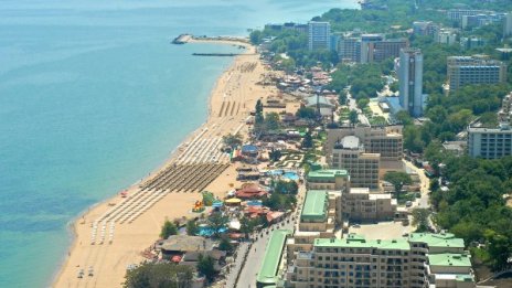 Апашите гастролират в курортите, но МВР отчита по-малко кражби 