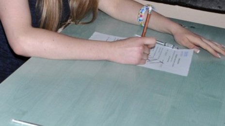 Радикализиращи в школата: Учителите  трябва да са информирани