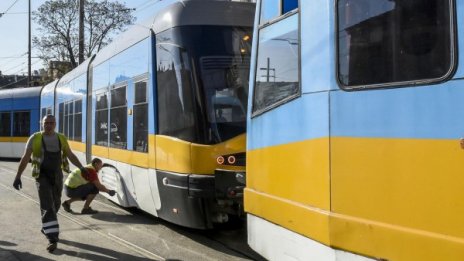 Ватман пострада след аварията на мотриса в София