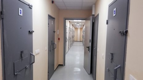 Добре дошли! Арестът в Сливен според евростандартите