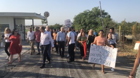 Затягат условията за работа на завода за отпадъци в Шишманци