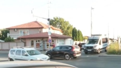 Жандармерия и полиция нахлуха в кв. "Христо Ботев"