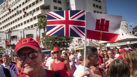 В страх от твърд Brexit: Всеки пети британец се запасява с храна