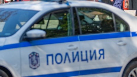 Спипаха кримка зад волана на бус, возел 17 мигранти