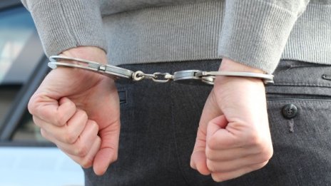 Полицаите заварили пастора педофил с 6 деца при ареста