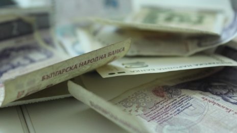 Готвят скок на заплатите в БНР с 25% през 2020-а