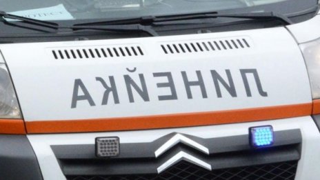 Почина младата жена, паднала от блок в Шумен