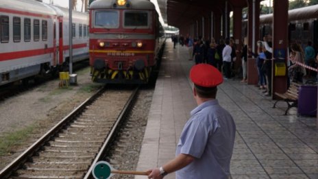 БДЖ пуска 8000 допълнителни места за почивните дни