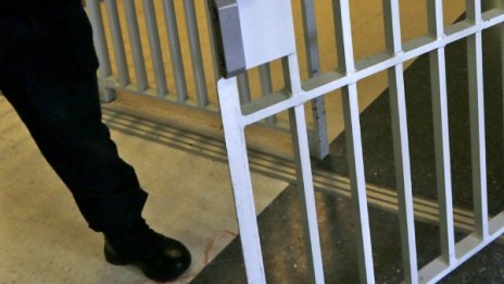 Интерпол дири ливанец 34 г., Гърция го задържа