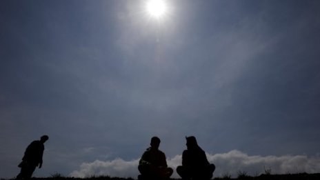 Хванаха 47 мигранти при опит да минат от Турция в България 