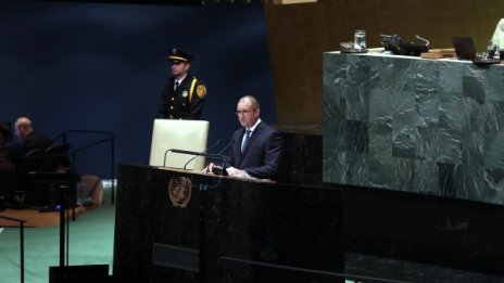 Радев: Имаме още амбиции със САЩ освен в отбраната