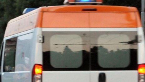 Дрогиран блъсна кола с шестима, уби един човек