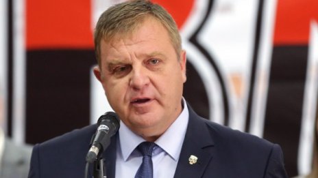 Каракачанов: Подадохме ръка на Северна Македония и ни излъгаха!