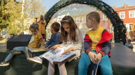 Силен финал на "Стара хартия за нова книга"  в Русе и Велико Търново
