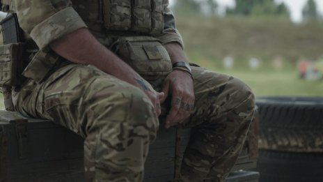 Защо чужденци от цял ​​свят се бият в украинския Международен легион? ВИДЕО