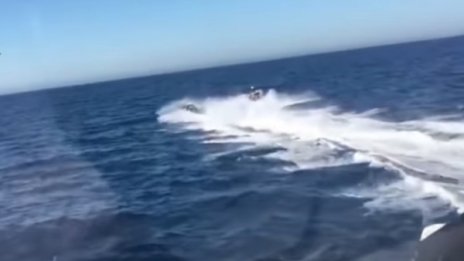 Парадокс? Преследвани наркотрафиканти спасиха полицаи в морето 