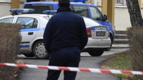 Откриха стар боеприпас в разгрaдско село