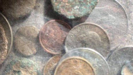 Пловдивчанин продавал в нета ментета на антични монети