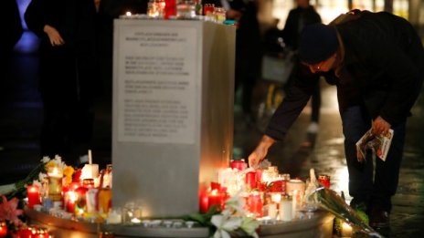 Убиецът от Хале излъчвал атаката си онлайн