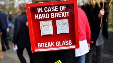 Експерт: Твърд Brexit ще означава край на Великобритания