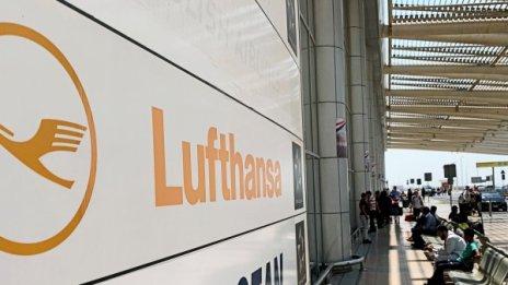 Стачката в Луфтханза продължава до полунощ