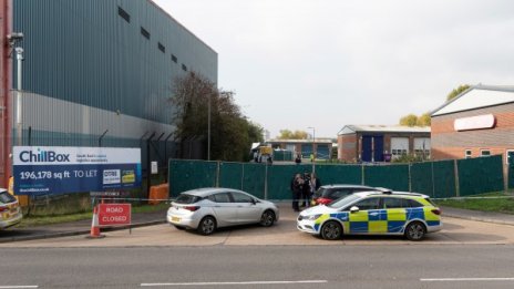 Повдигнаха обвинение срещу шофьора на "камиона ковчег"