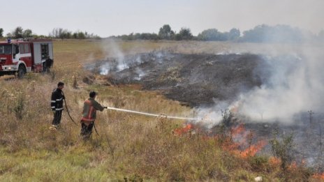 Старото сметище на Свищов пак пламна