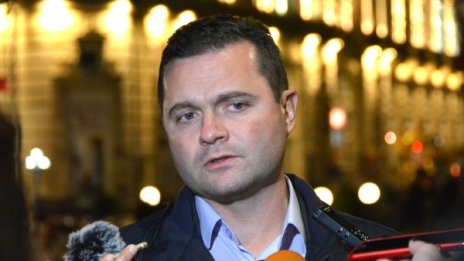 Не депутати, вече кметове! НС прие оставките на законотворци