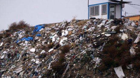 Общини в затруднения заради сметищата: Вдига ли се такса смет?