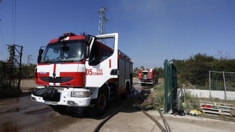 Хеликоптер Ми-17 участва в гасенето на пожара в Рила