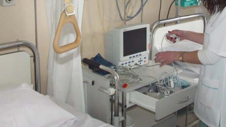 20 деца са в МБАЛ-Ямбол със симптоми на хранително натравяне