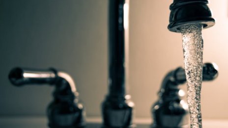 Водата в Перник се оттича по тръбите: Над 70% се губи 