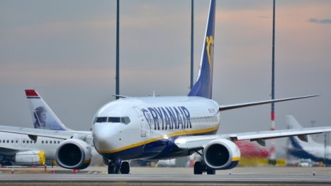Испански съд осъди Ryanair за прекалено висока такса багаж 