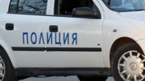 Мъж и жена се скараха, той я изхвърли в пясъчник