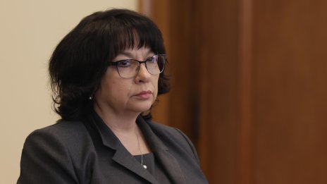 Петкова: МС взе решение за организация на първично предлагане на ДЦК ВИДЕО