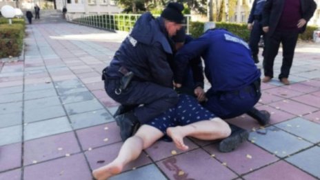 Нападателят над лекарите в "Св. Анна" - бивш полицай