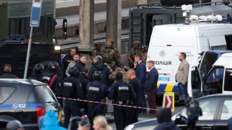 Стреляха по украински бизнесмен, убиха 3-годишния му син