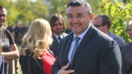 МВР шефът успокоява: Няма напрежение в Перник заради водата