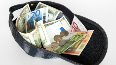Пак сме най-бедни в ЕС: Покупателната ни способност 56%