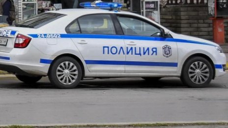 След наздравици: Пиян шофьор катастрофира в Луковит