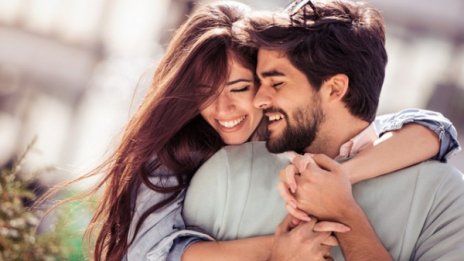 Признаци, които показват, че обичаме и че сме обичани 
