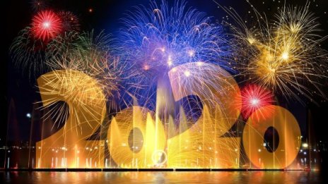 Българинът похарчил по 200 - 300 лв. за празниците, разчита на бързи кредити 