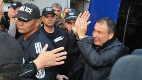 Спецпрокуратурата иска отстраняване на кмета на Несебър